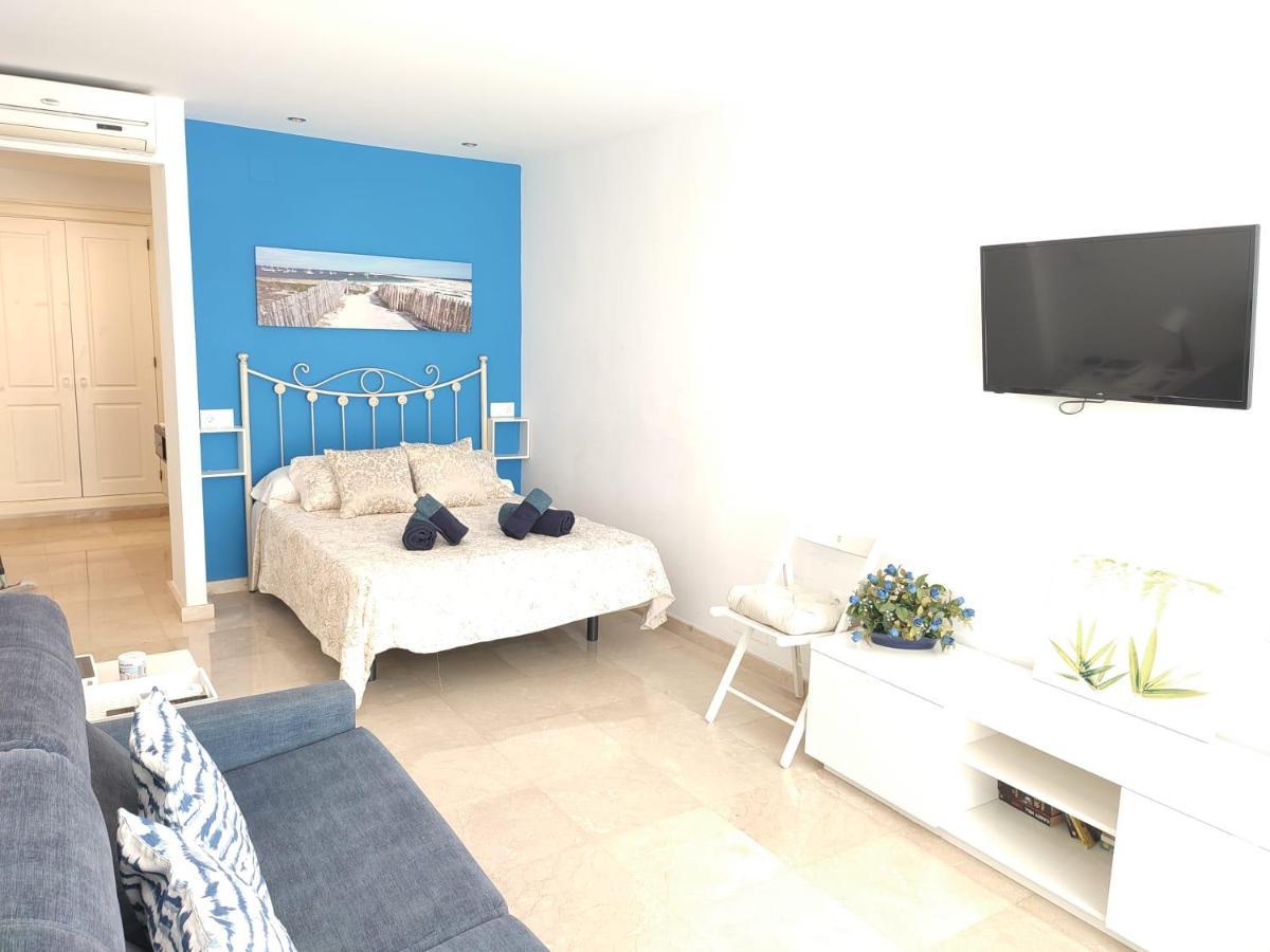 Apartament Turisstiko La Roca Chica 4 Torremolinos Zewnętrze zdjęcie